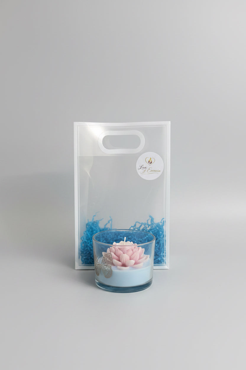 Vela aromatica flor de agua tipo loto en envase de vidrio con empaque elegante, ideal para regalo.